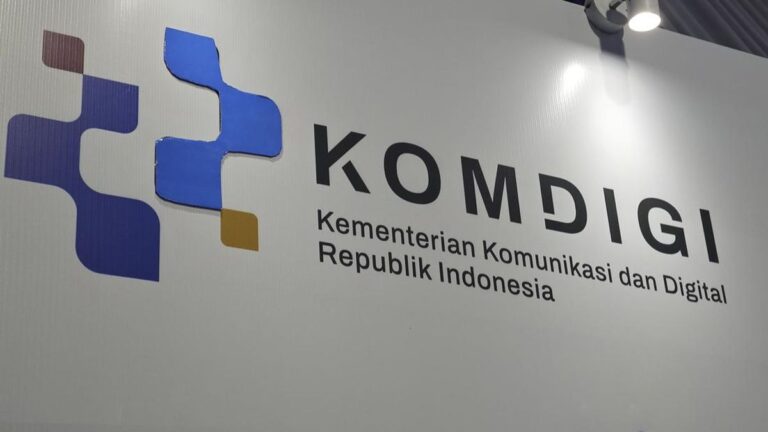 1764126667_logo-komdigi_169.jpeg