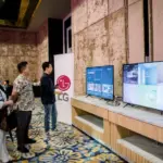 layar-berani-karat-lg-rilis-commercial-tv-nanocell-antikorosi-tawarkan-kemewahan-streaming-aman-di-k.webp