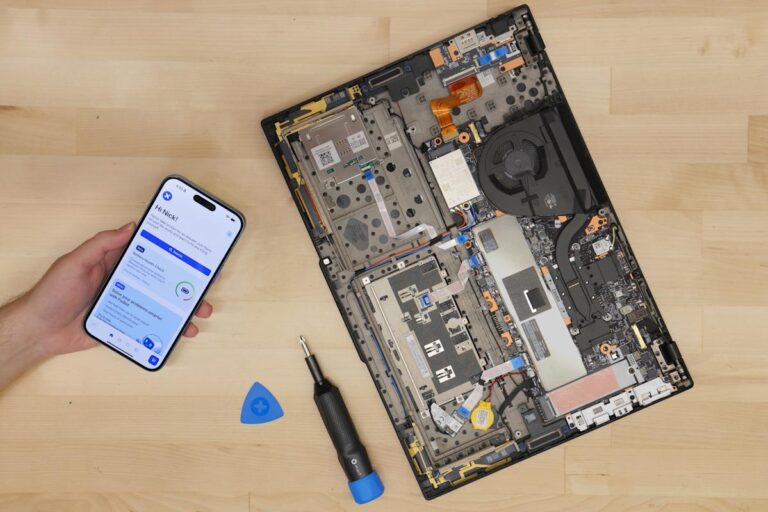 iFixit_App_HomePage-LaptopRepair.jpg