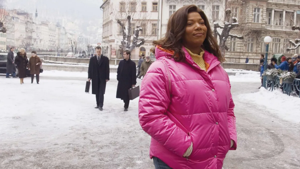 last-holiday-queen-latifah-snow.png