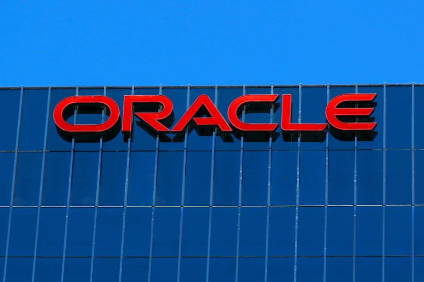 oracle-kehilangan-rp5700-triliun-akibat-cinta-buta-pada-openai-xgp.jpg
