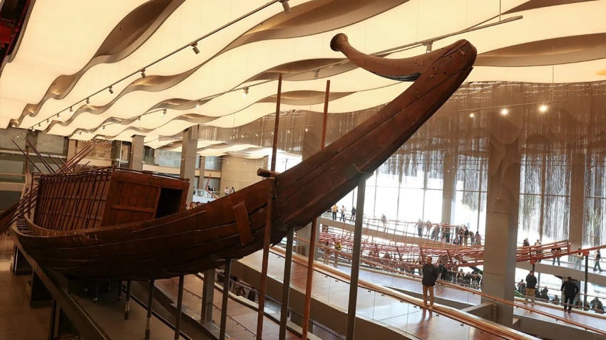 rusak-parah-mesir-merakit-kembali-perahu-raja-firaun-oaw.jpg