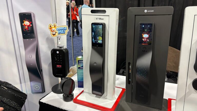 Lockin_V7_Max_smart_lock_at_CES.jpg