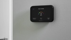 honeywell-home-x8s-black-iaq-1.jpg