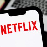 netflix-logo-mobile-phone-gettyimages-2202548374.jpg