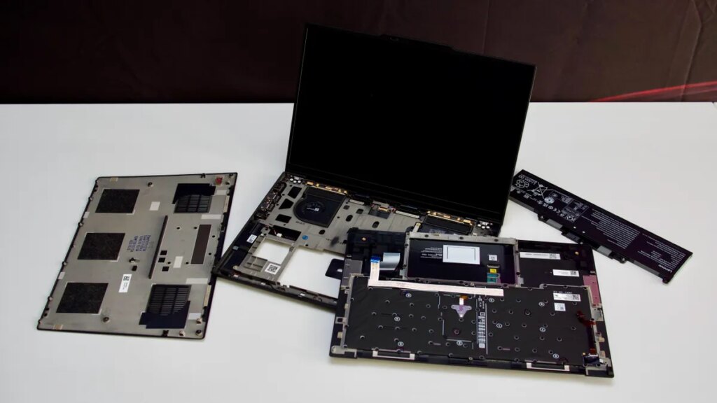 thinkpad-x1-carbon-01.jpg