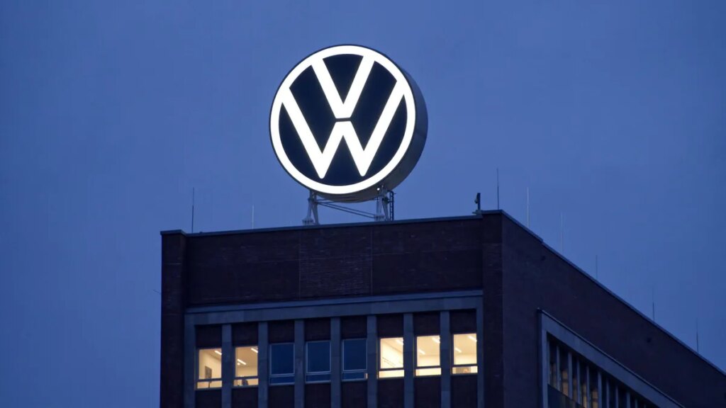 vw-neon-sign-gettyimages-1441848602.jpg